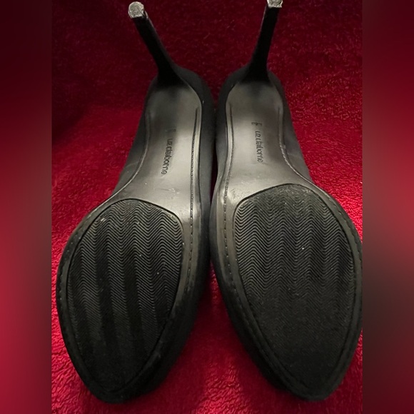 Elegantly Liz Claiborne Black Peep-Toe Heels - Picture 8 of 9